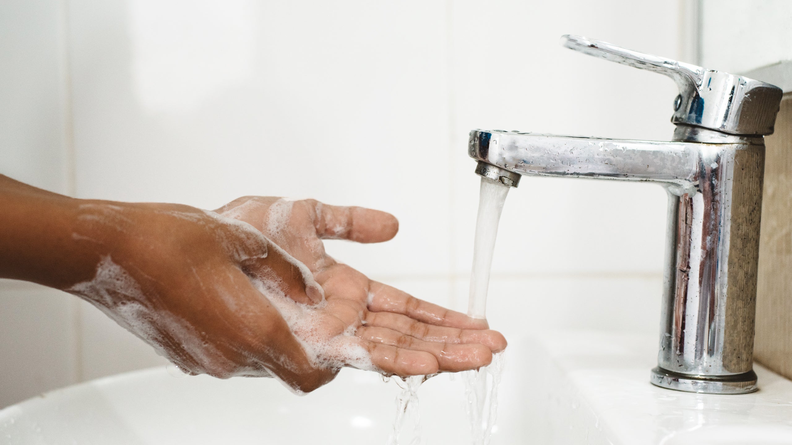 What To Use: Antimicrobial vs Antibacterial Soap | Gladskin