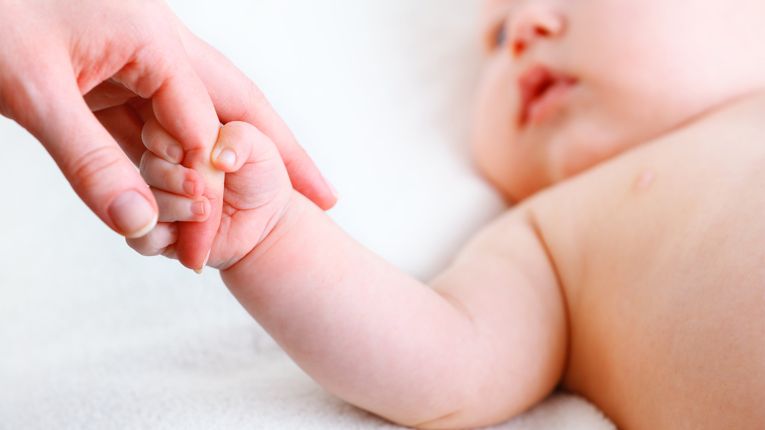 Guide to Choosing Baby Skincare Products - Gladskin