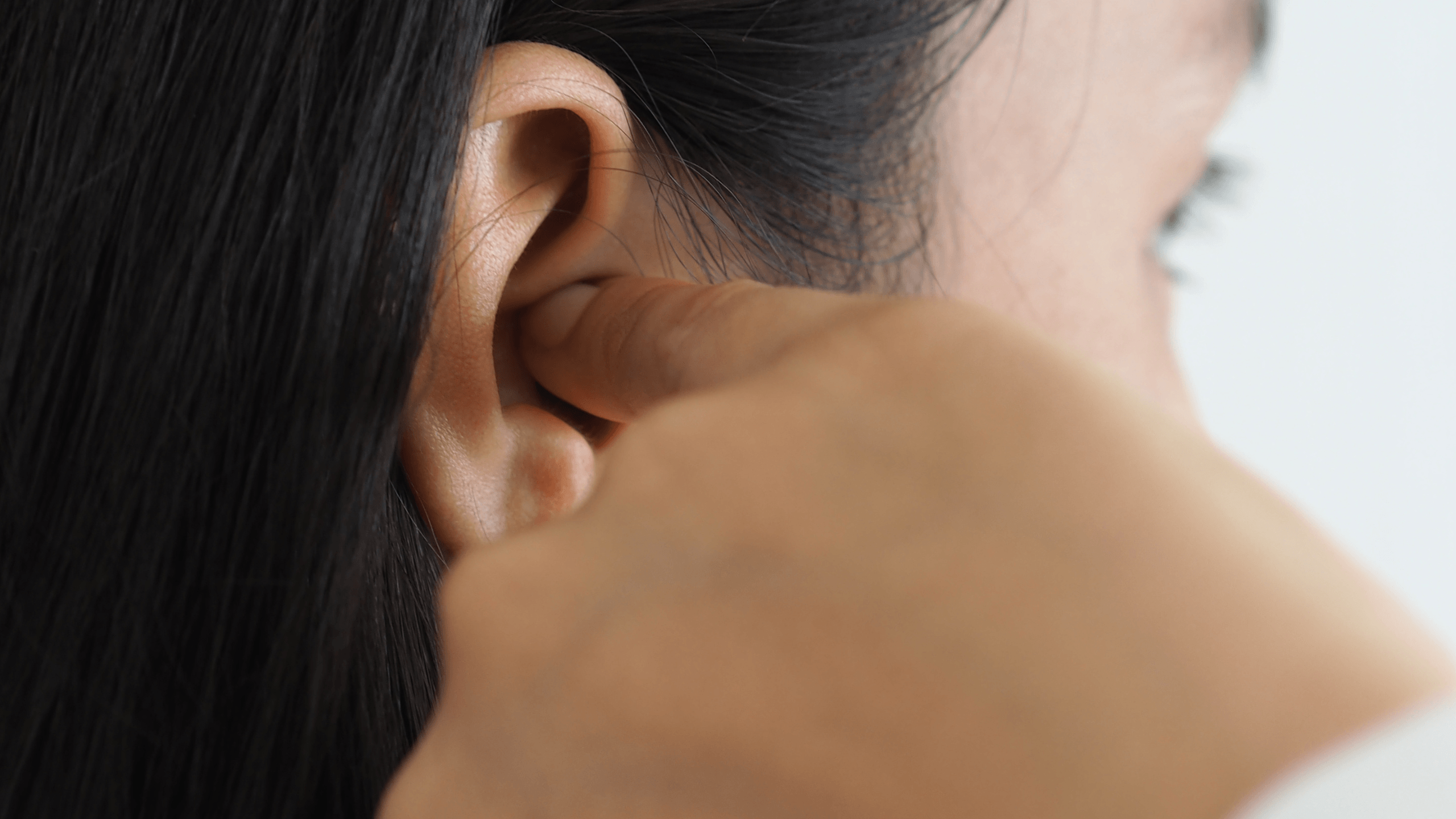 Ear Eczema: Triggers, Symptoms, and Treatment - Gladskin