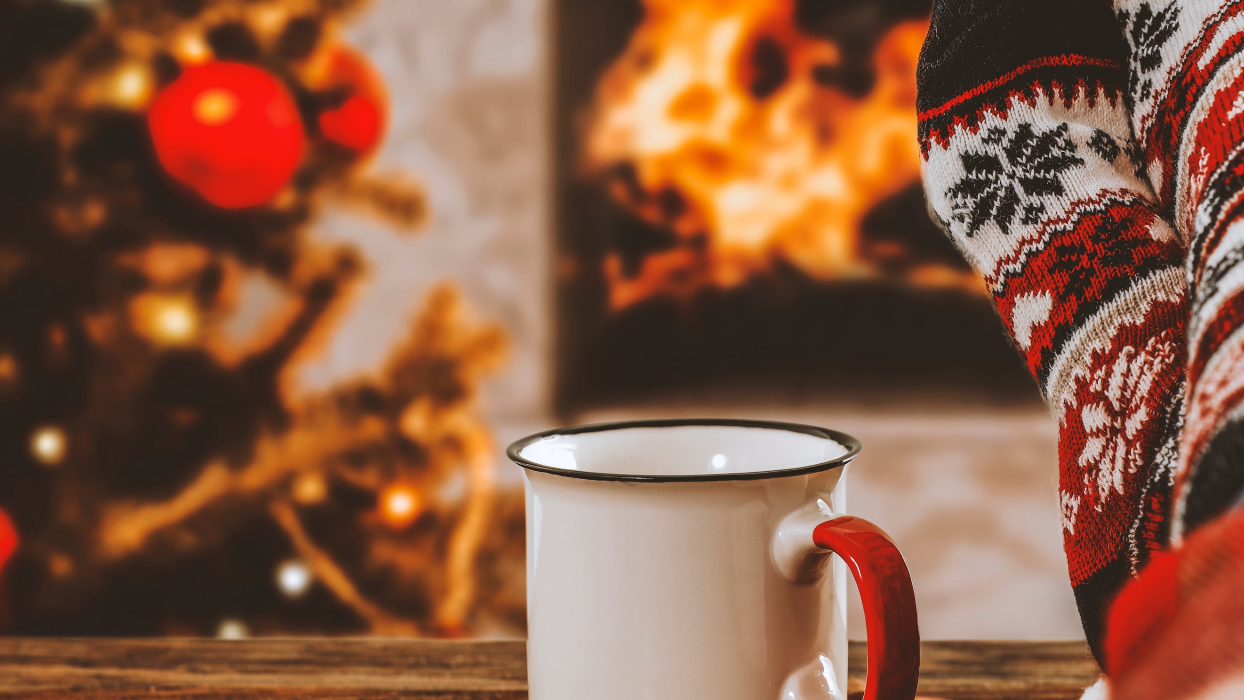 Preventing Eczema Flare-Ups During the Holidays: Avoid These Triggers - Gladskin