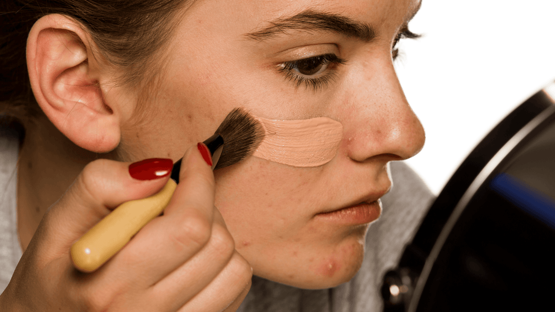 Choosing the Best Makeup for Acne-Prone Skin, Plus What to Avoid - Gladskin