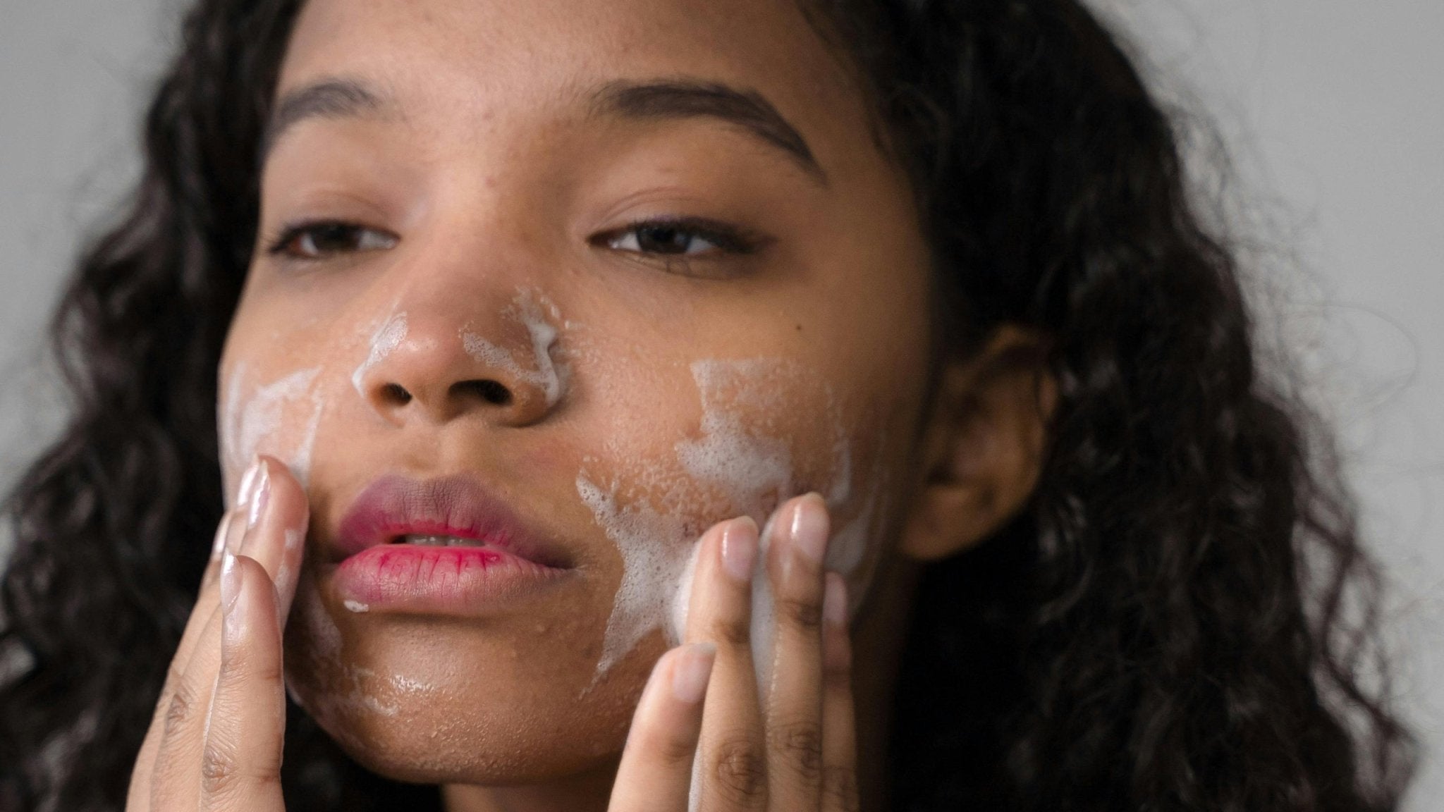 Teen and Tween Skincare: Building a Healthy Routine - Gladskin